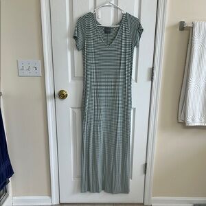 Striped Maxi Dress in Green WITH POCKETS